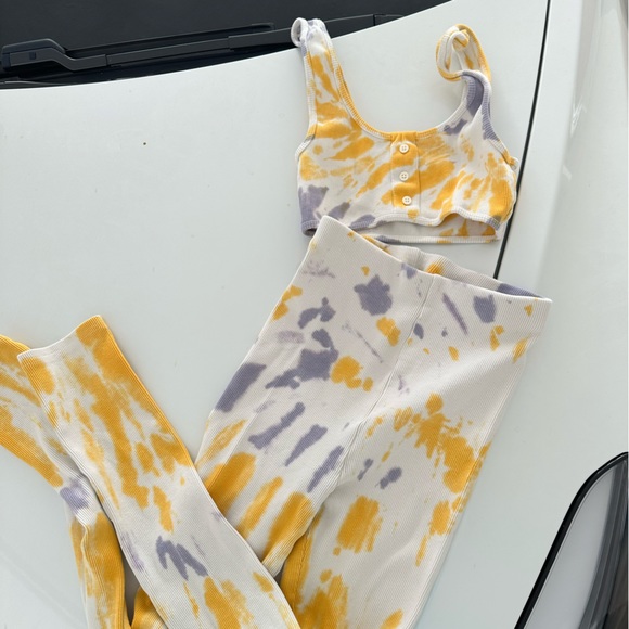 tie dye zara crop/ bra top& matching leggings- tags ripped out but fits like 0 - Picture 3 of 3